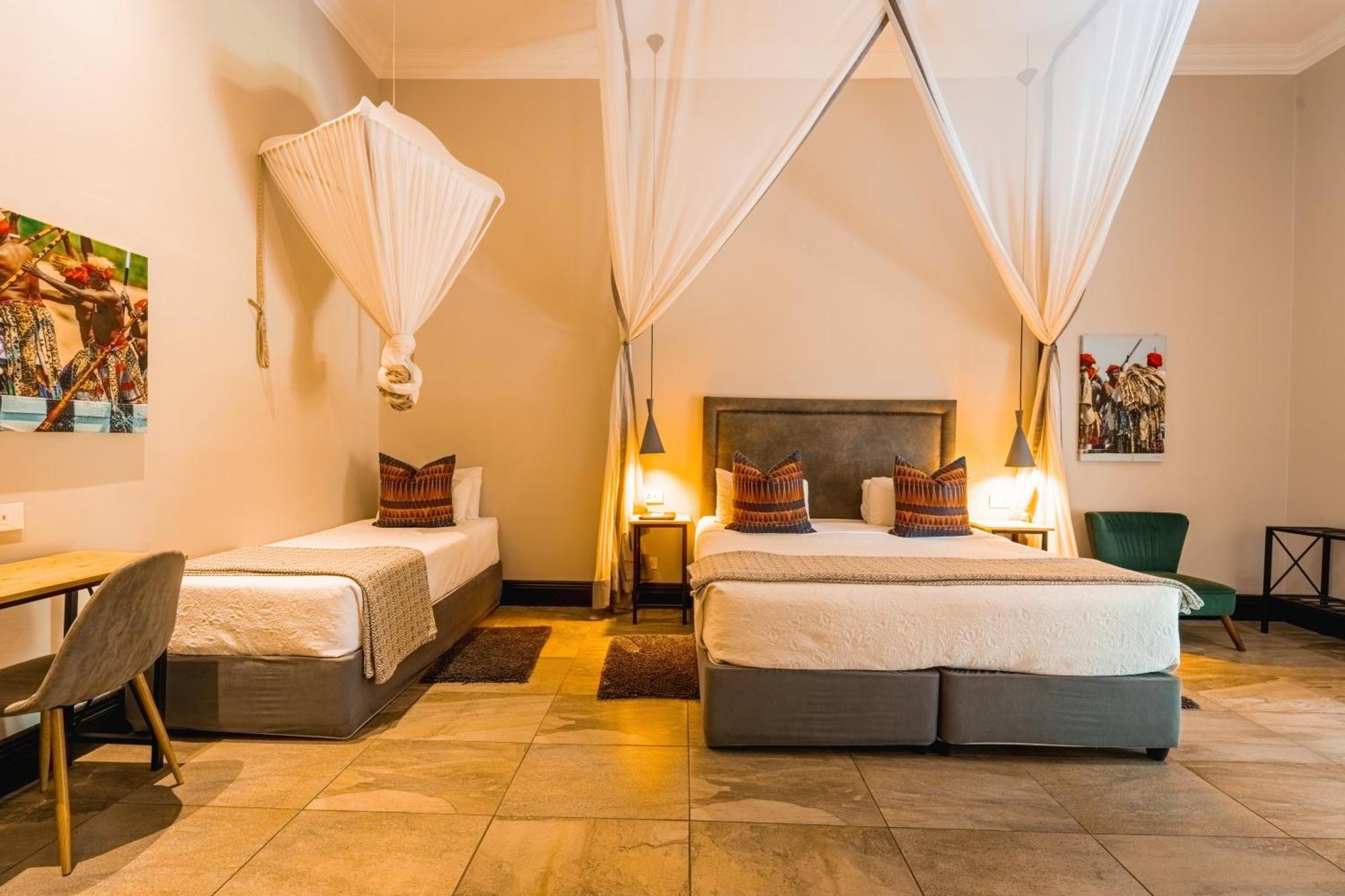 Nkosi Guest Lodge Victoria Falls Exterior photo