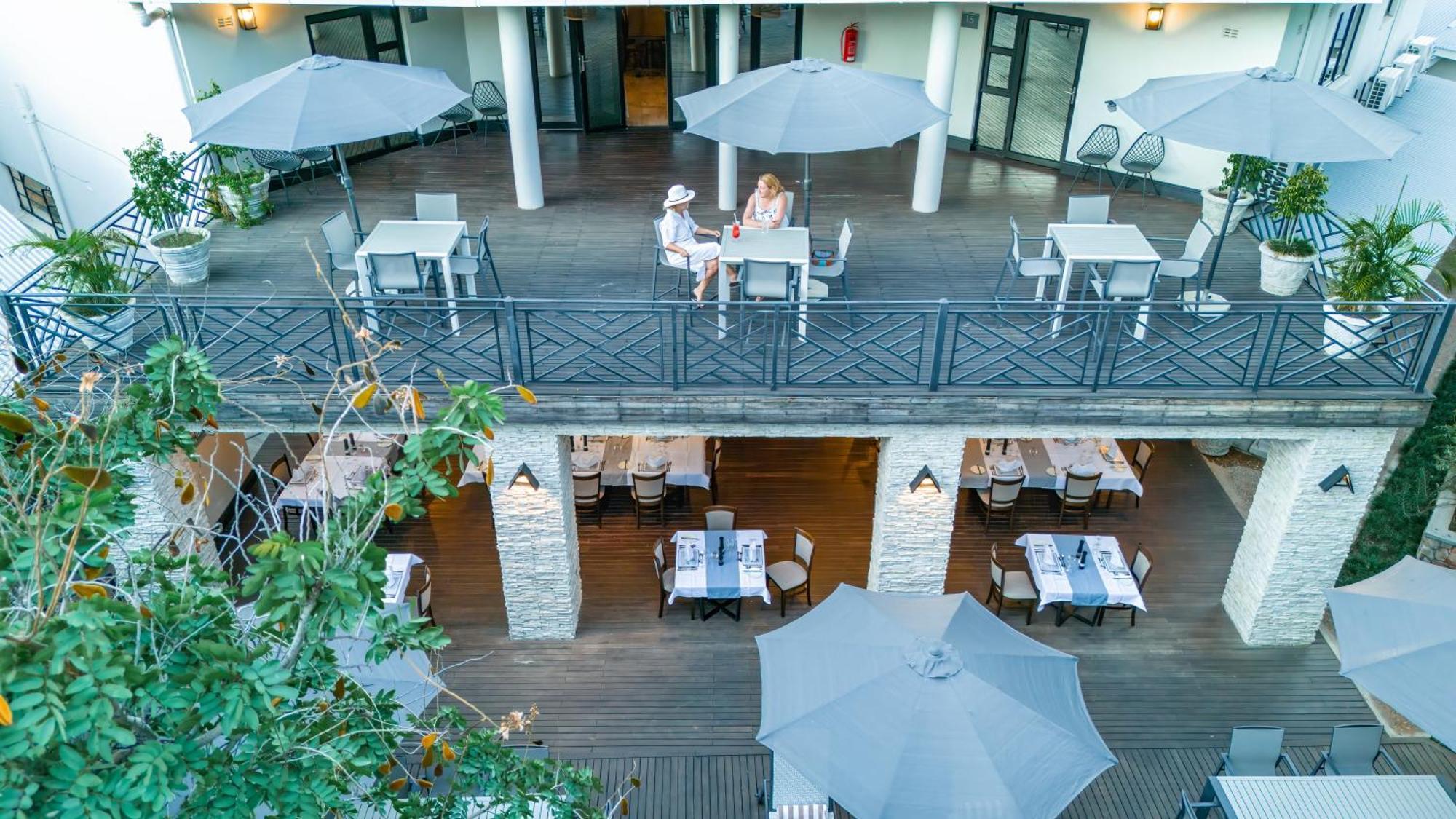 Nkosi Guest Lodge Victoria Falls Exterior photo